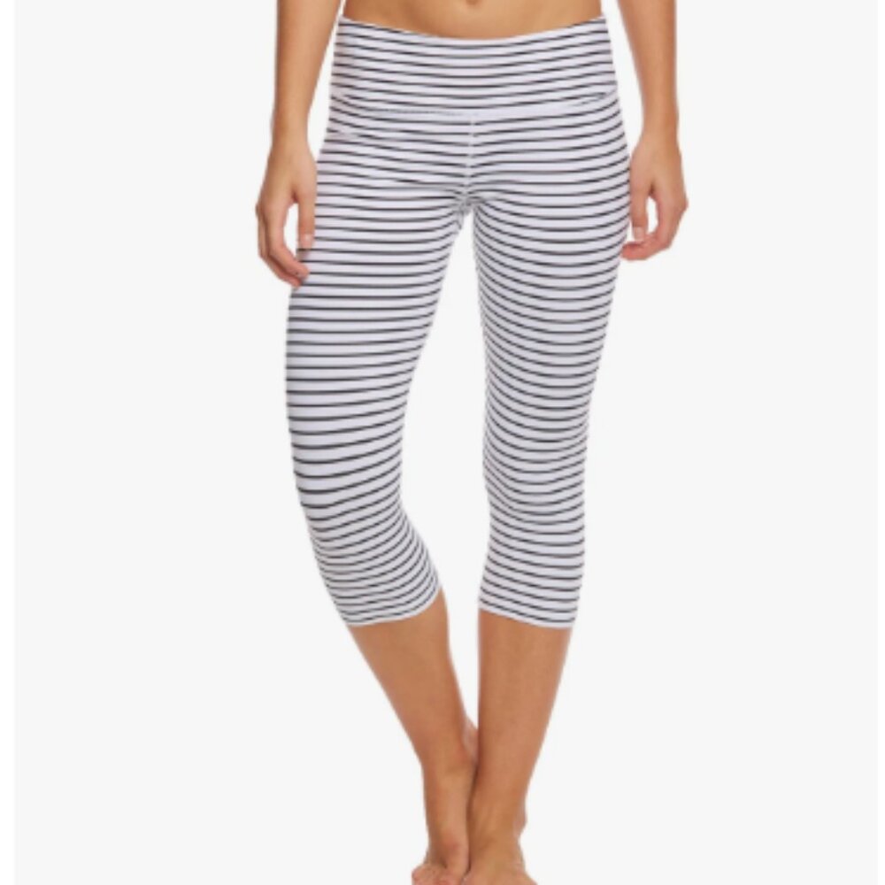 Glyder Mantra Yoga Capris Workout Leggings Pants Athleisure Gym Exercise Sz S